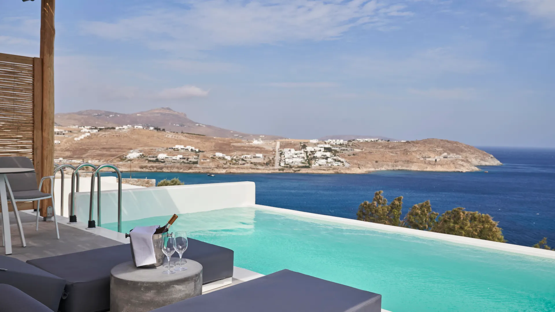 Radisson Blu Euphoria Resort, Mykonos Kalo Livadi 5*,