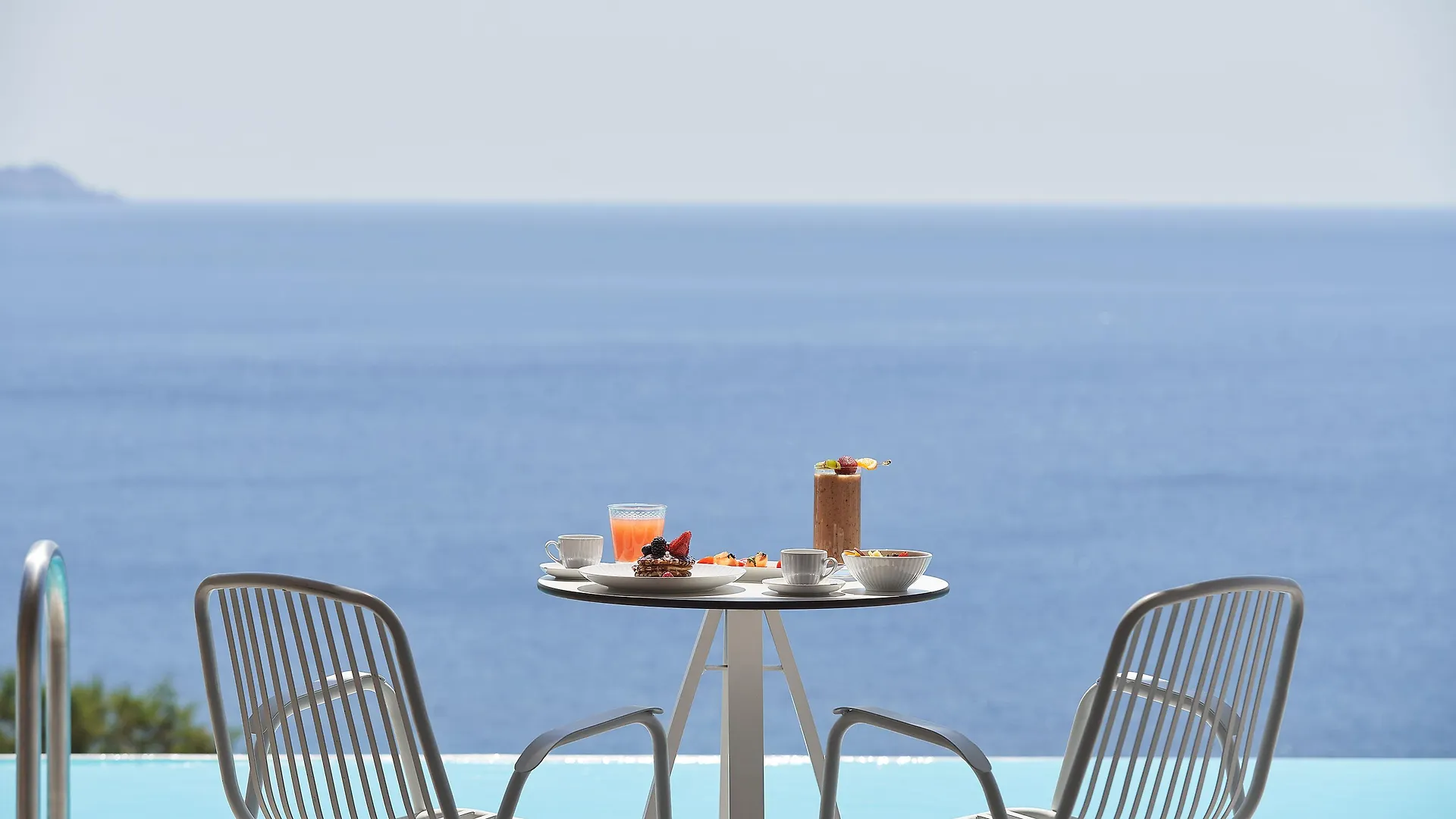 Radisson Blu Euphoria Resort, Mykonos Kalo Livadi