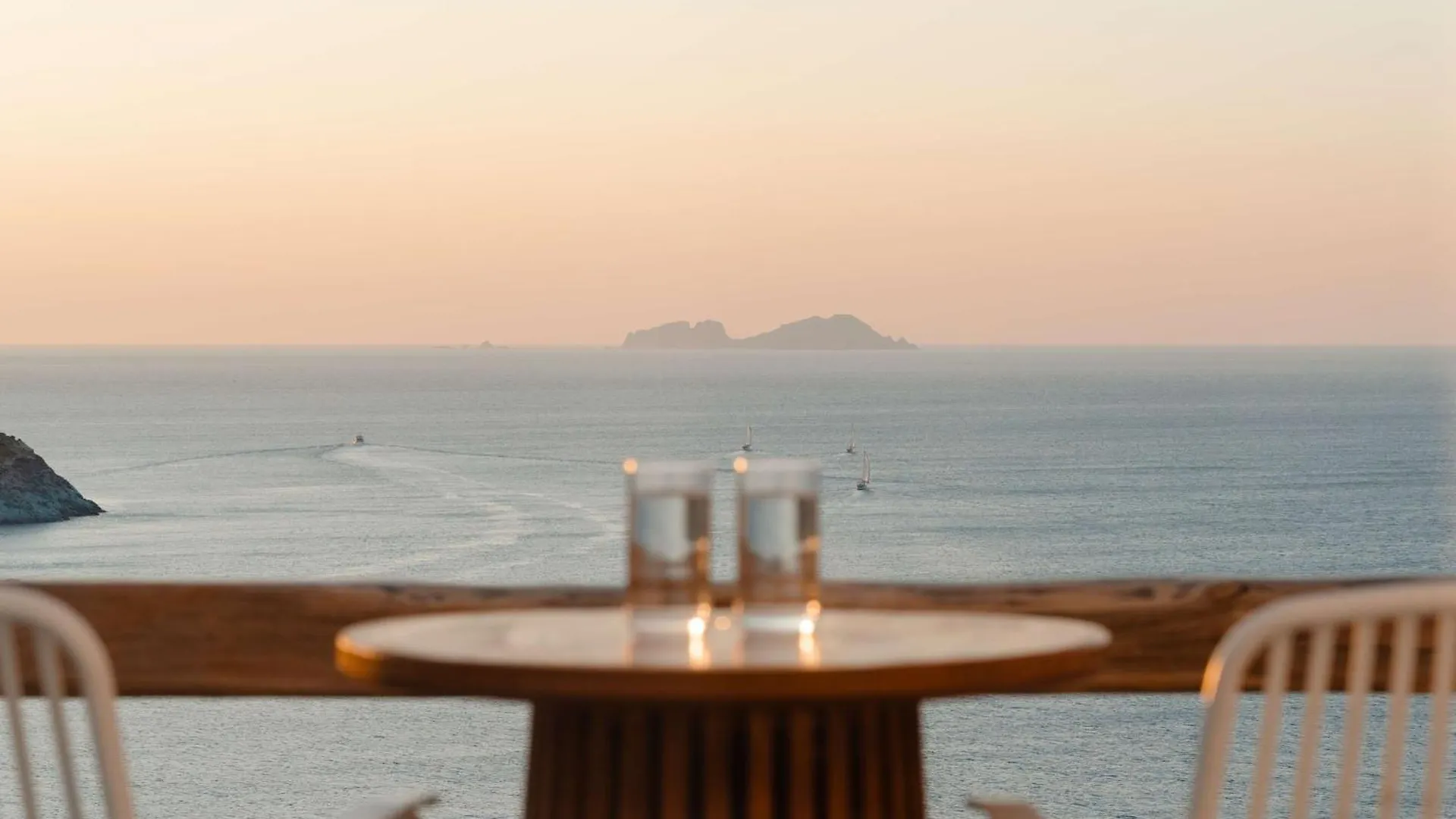 Radisson Blu Euphoria Resort, Mykonos Kalo Livadi