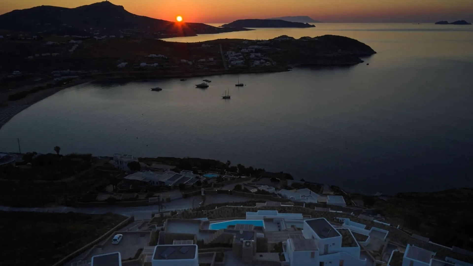 Radisson Blu Euphoria Resort, Mykonos Kalo Livadi Hotel